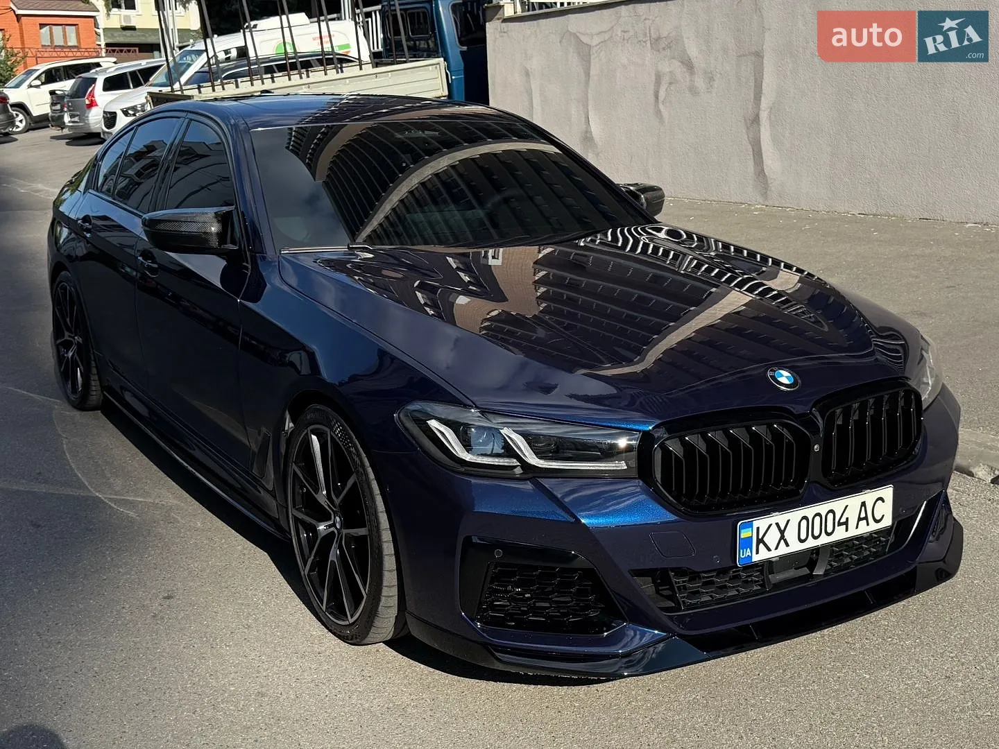 BMW 5 Series 2021 VIN WBA13BK02NCH70646 фото оголошення 4 з 25