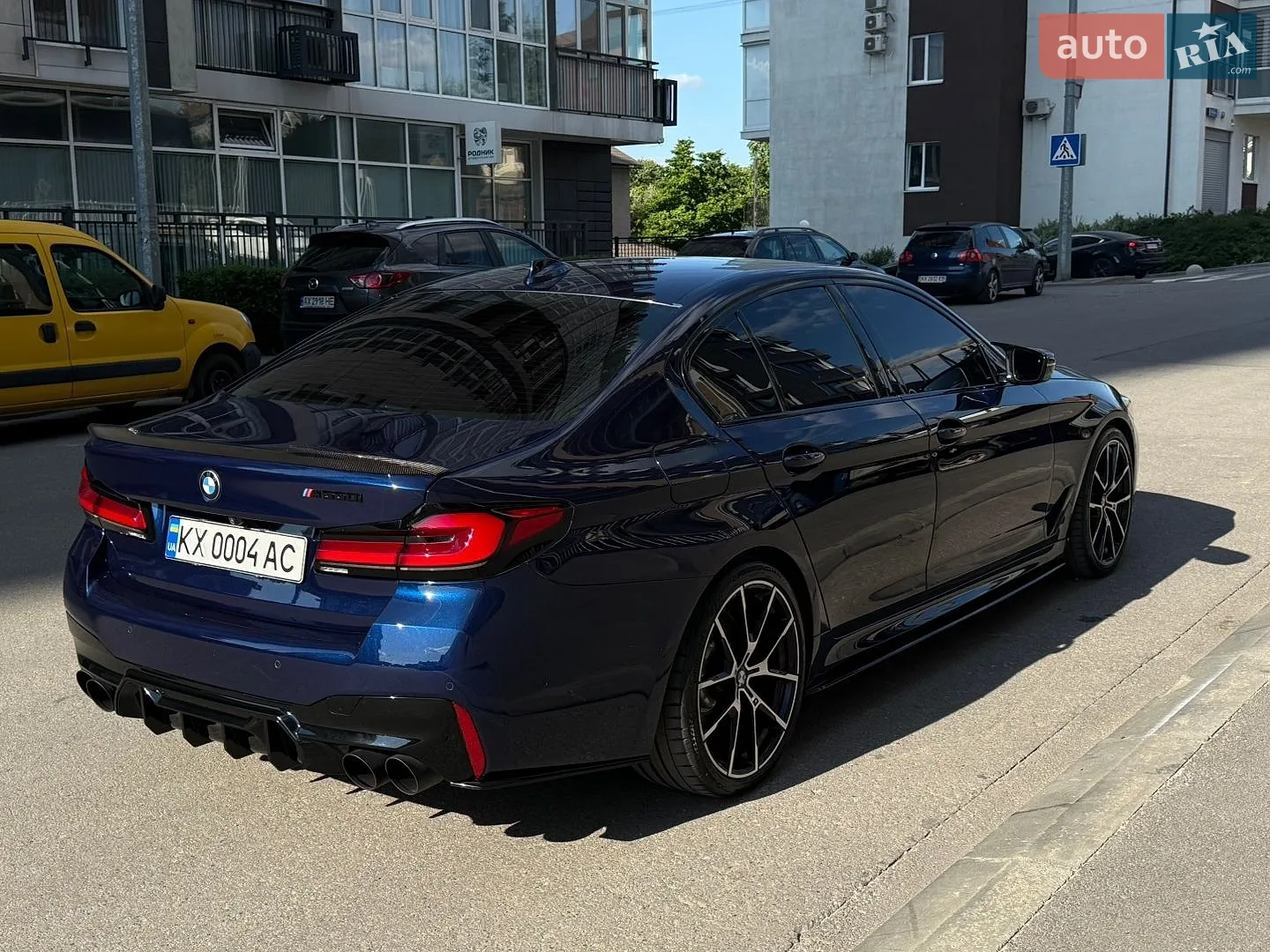 BMW 5 Series 2021 VIN WBA13BK02NCH70646 фото оголошення 7 з 25