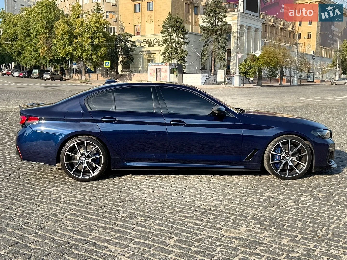 BMW 5 Series 2021 VIN WBA13BK02NCH70646 фото оголошення 10 з 25