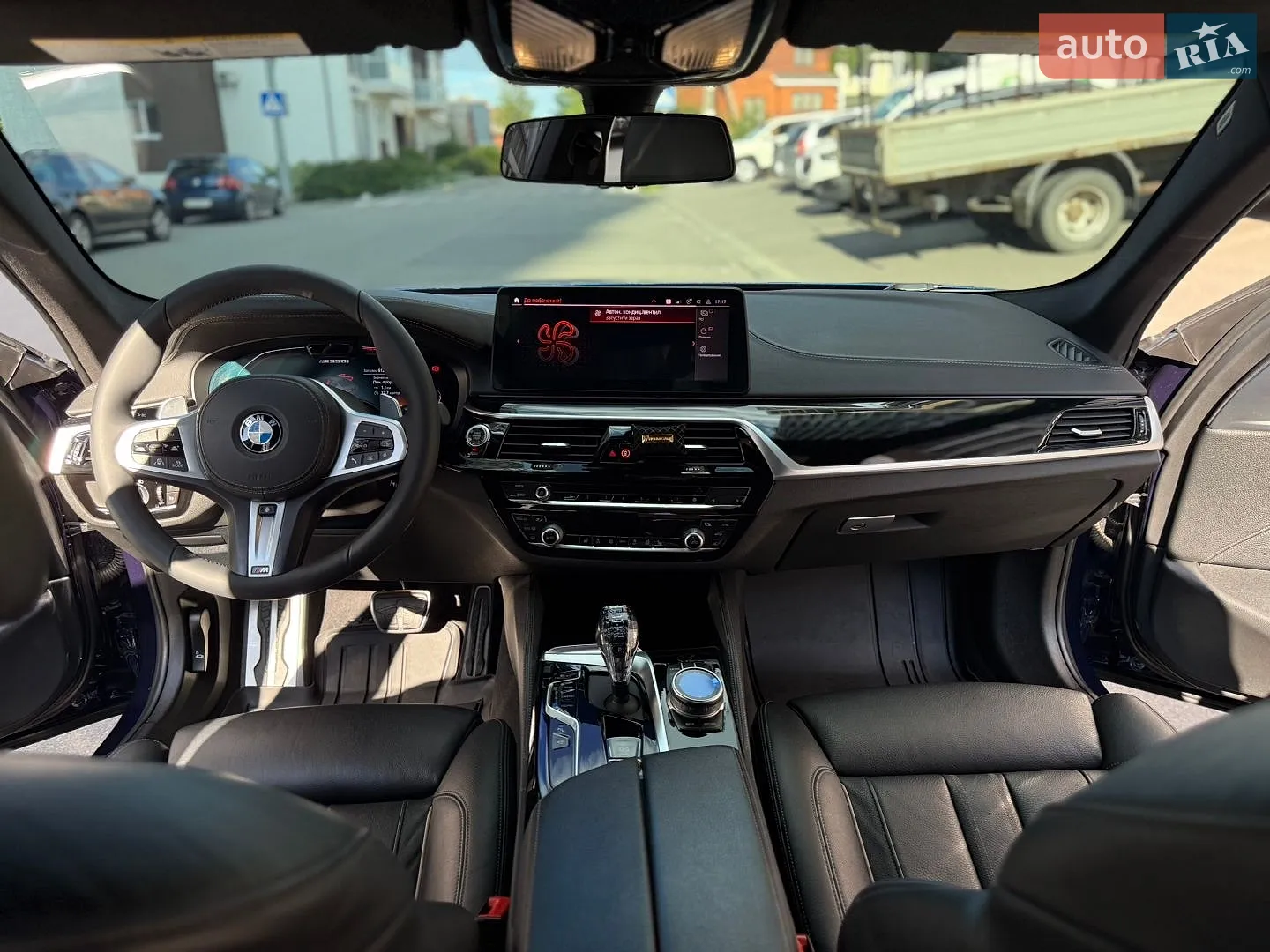 BMW 5 Series 2021 VIN WBA13BK02NCH70646 фото оголошення 19 з 25