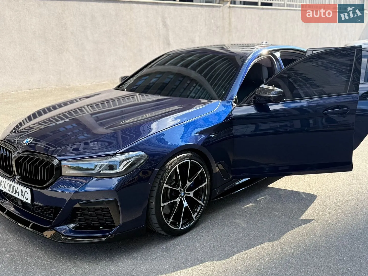 BMW 5 Series 2021 VIN WBA13BK02NCH70646 фото оголошення 18 з 25