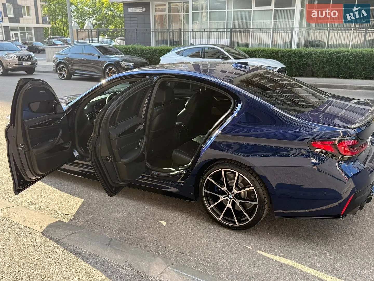 BMW 5 Series 2021 VIN WBA13BK02NCH70646 фото оголошення 24 з 25