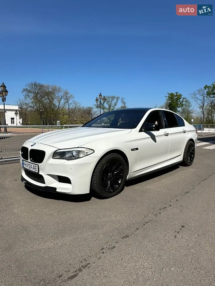 2011 BMW 5er - мініатюра 3