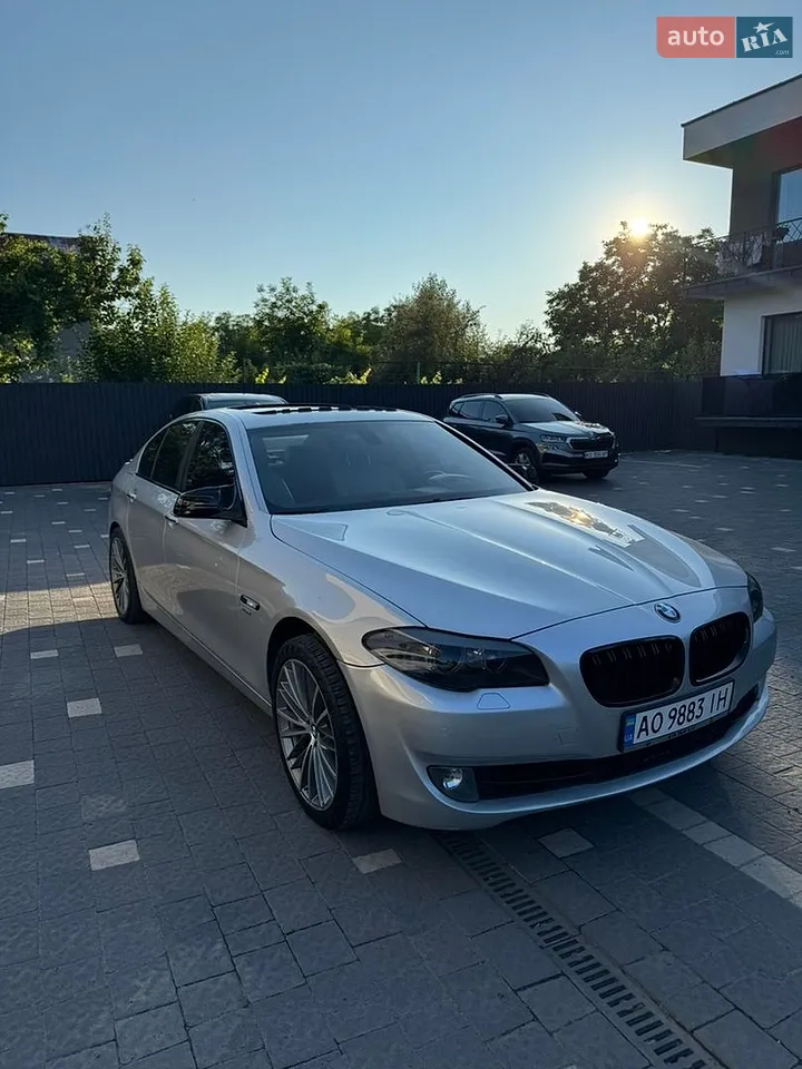 2011 BMW 5er - мініатюра 3