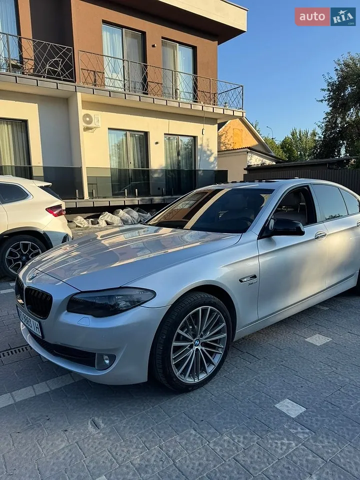 2011 BMW 5er - мініатюра 4
