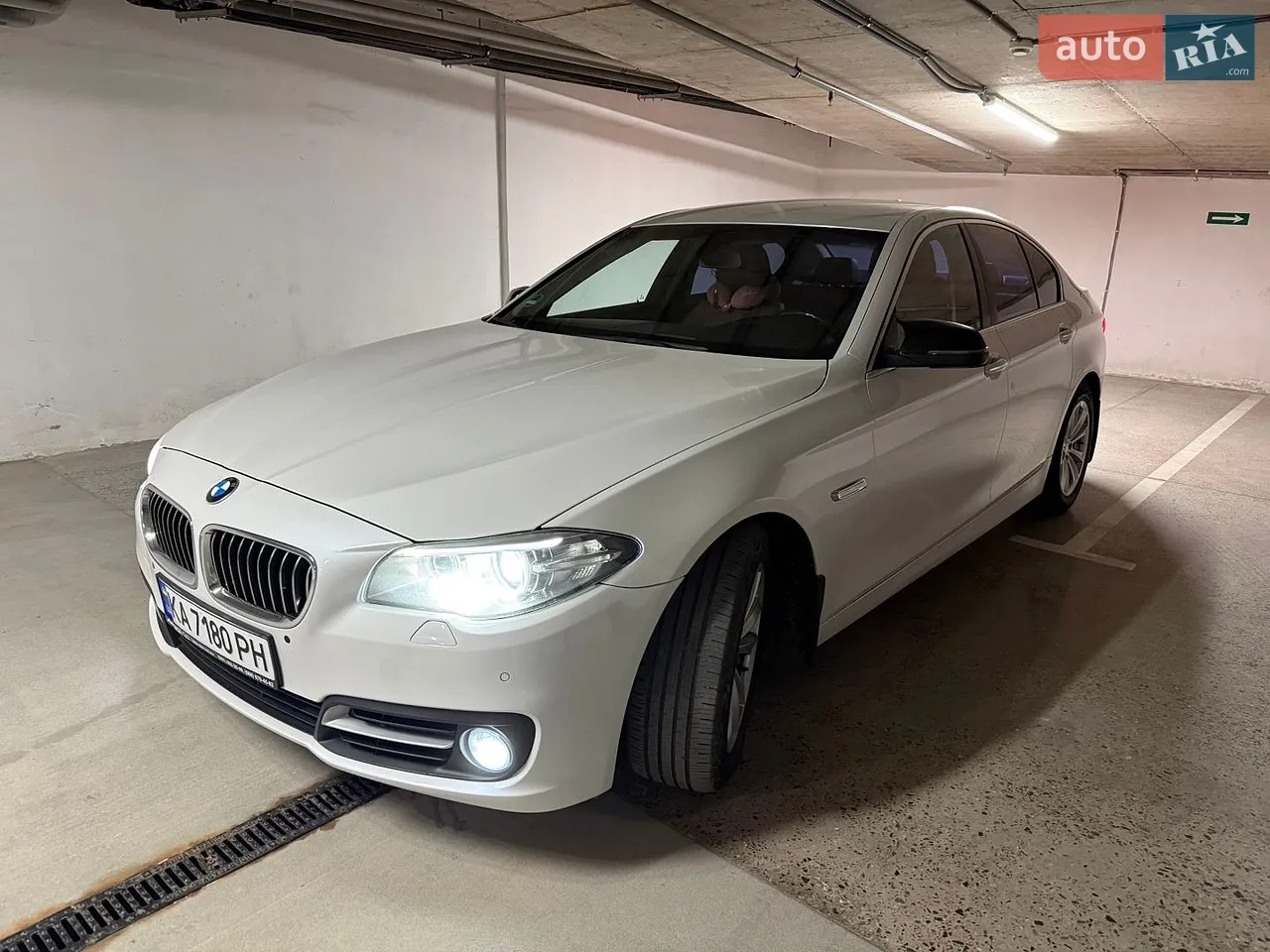 2016 BMW 5er - мініатюра 2