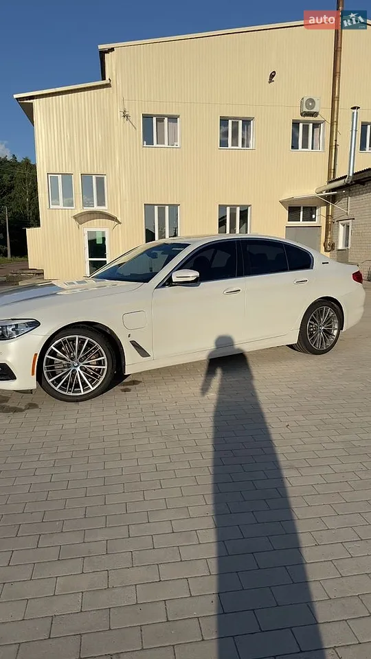 2017 BMW 5er - мініатюра 4
