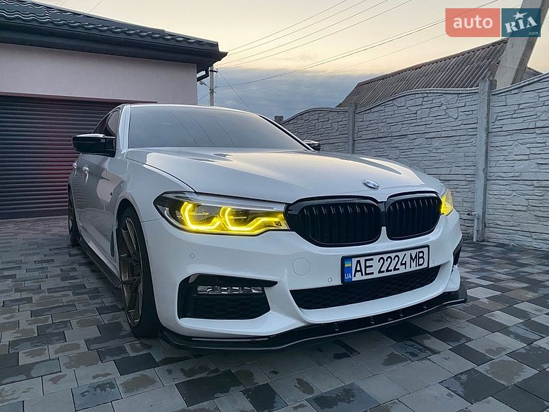 Седан BMW 5 Series 2017 в Каменском
