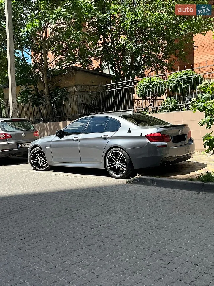 2010 BMW 5er - мініатюра 4