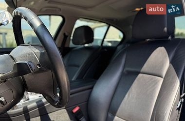 Седан BMW 5 Series 2011 в Житомире