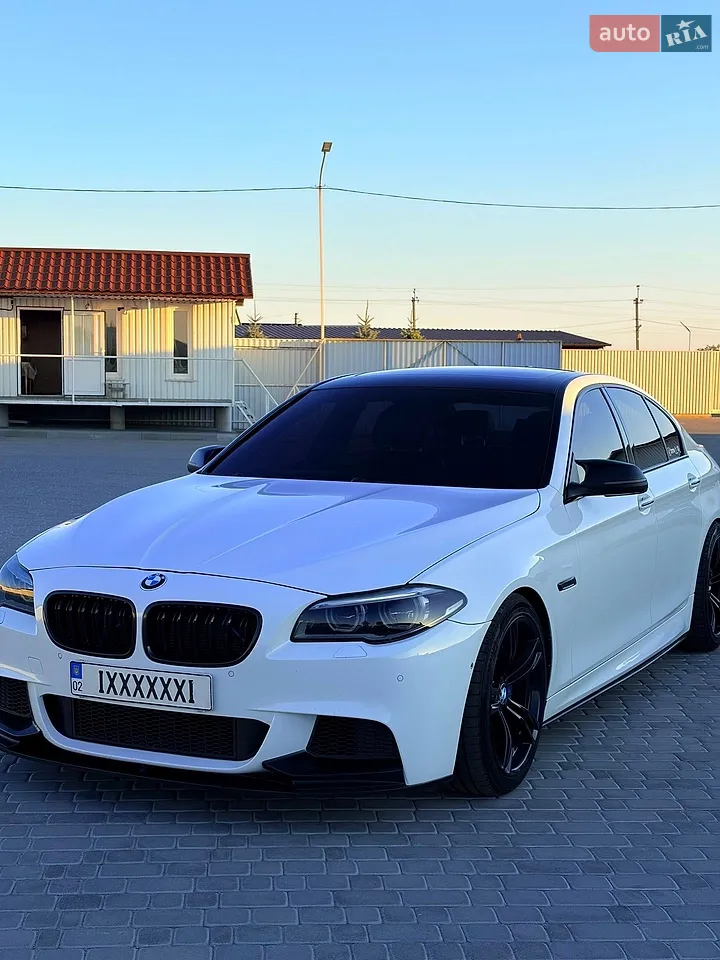 2013 BMW 5er - мініатюра 2