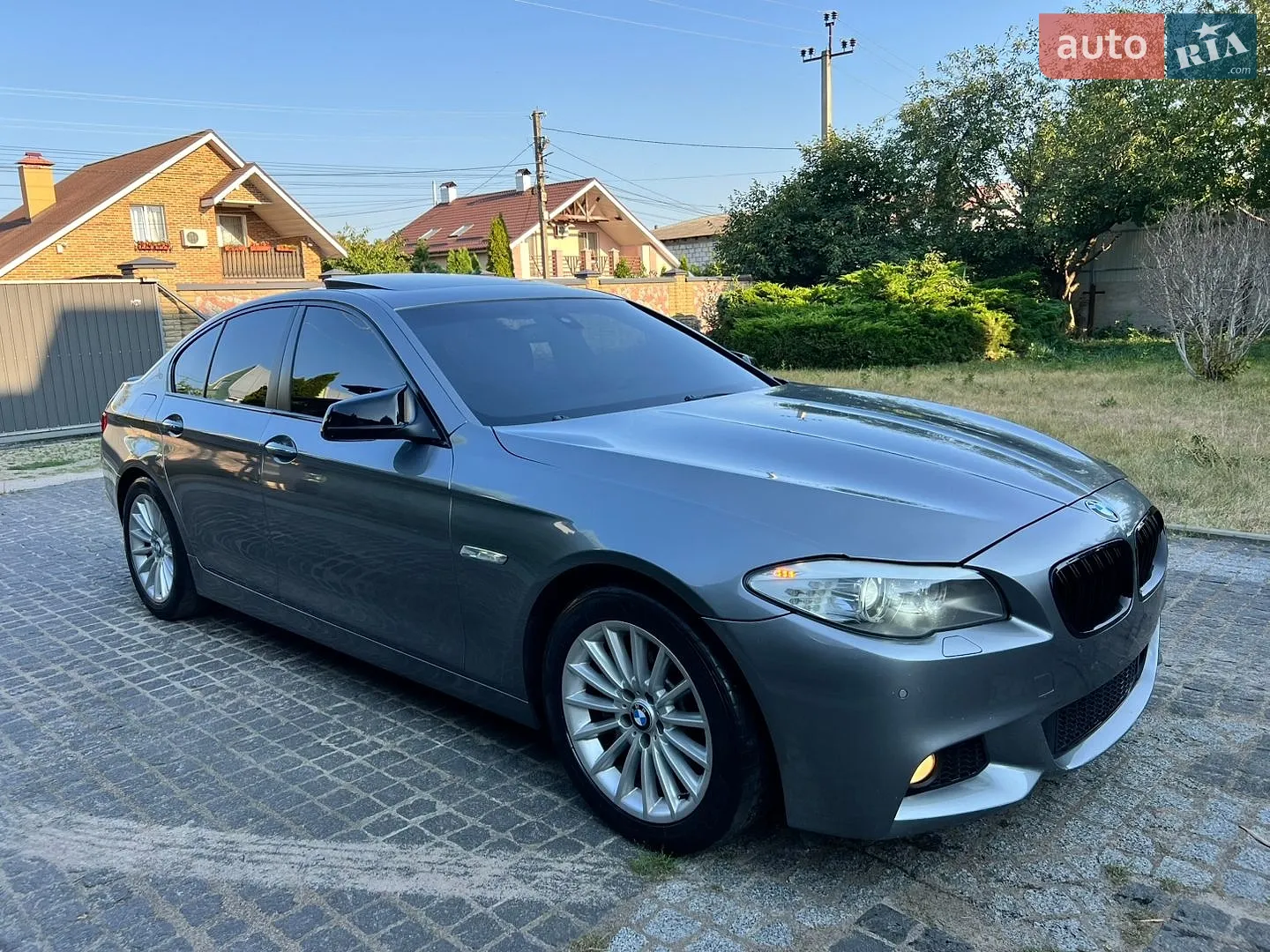 BMW 5 Series 2011 VIN WBAFU7C53CDU57880 фото оголошення 8 з 32
