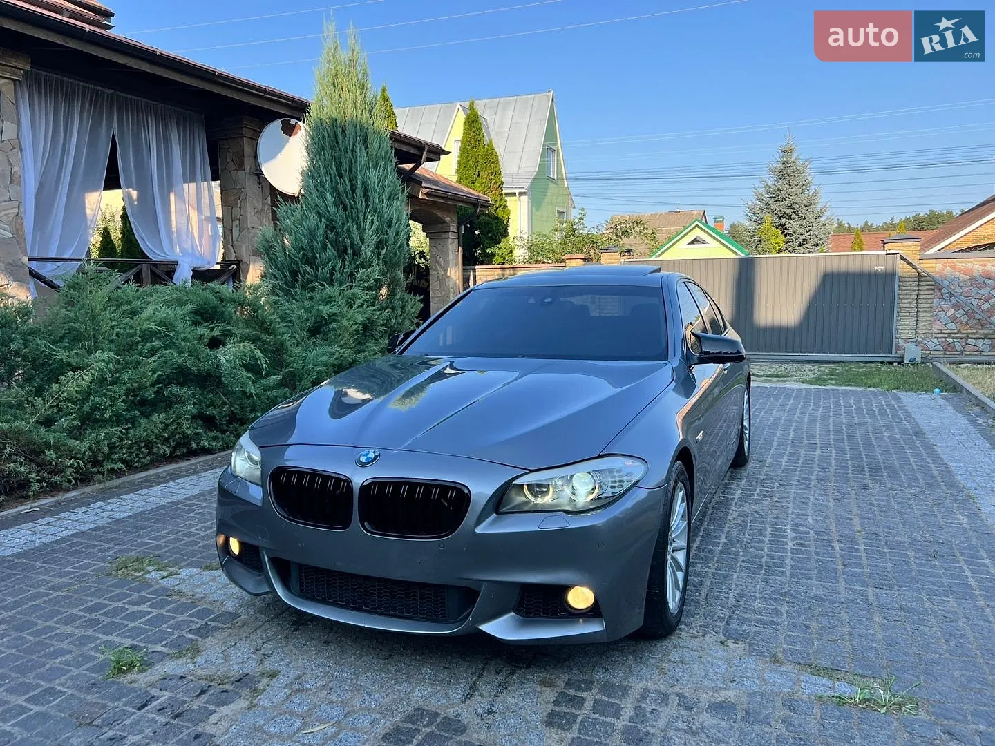 BMW 5 Series 2011 VIN WBAFU7C53CDU57880 фото оголошення 10 з 32