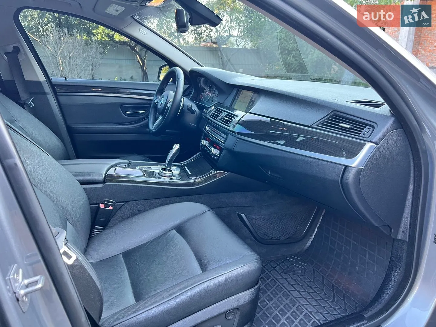 BMW 5 Series 2011 VIN WBAFU7C53CDU57880 фото оголошення 24 з 32
