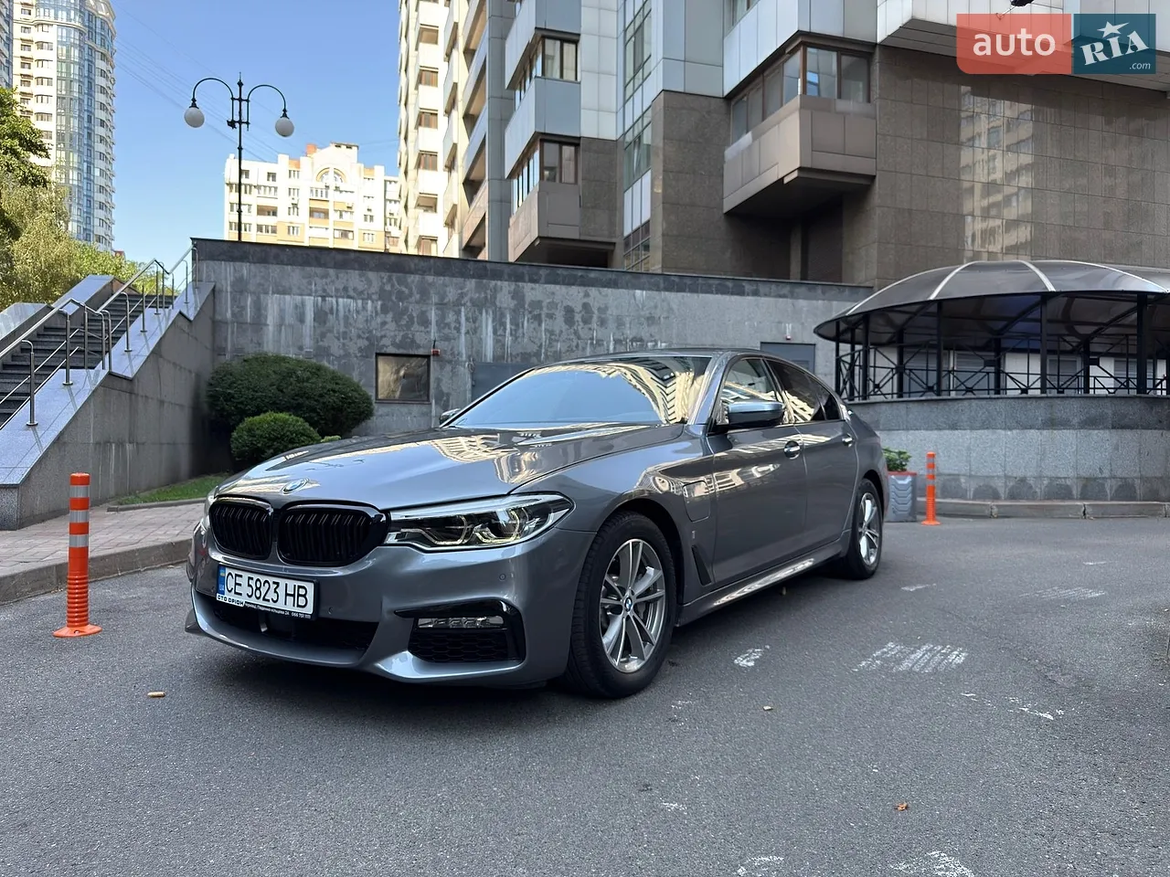 2018 BMW 5er - мініатюра 2