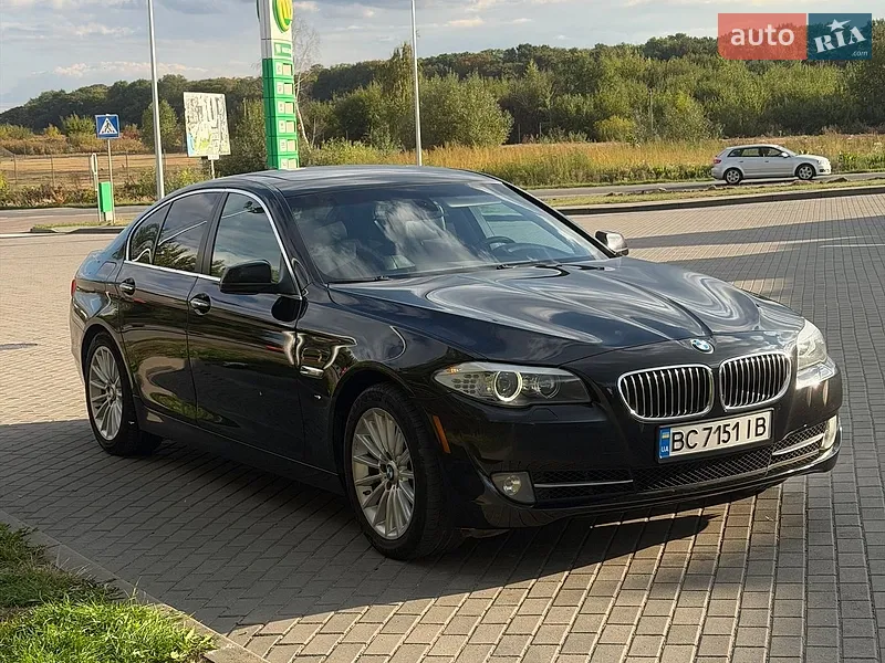 BMW 5 Series 2011