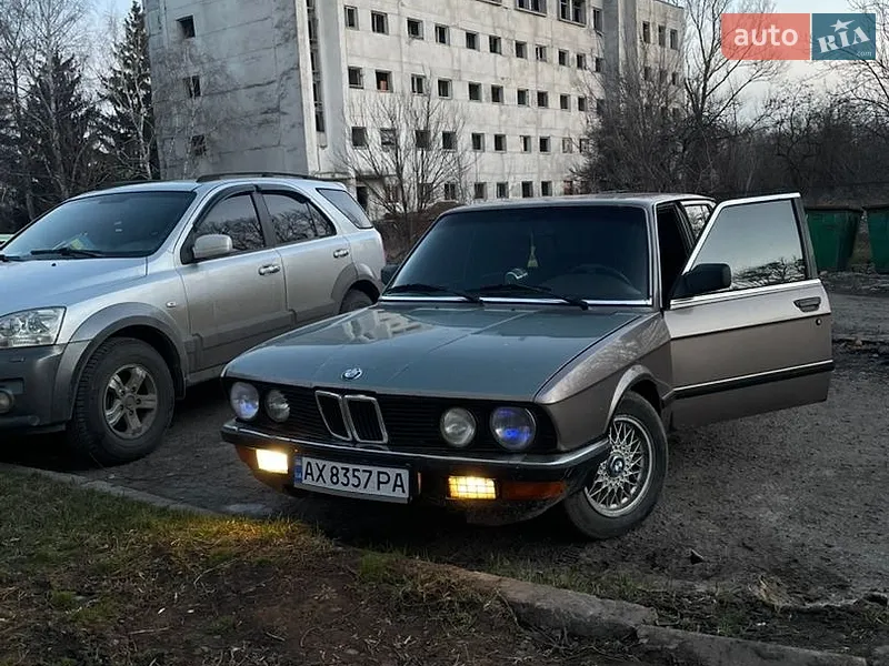BMW 5 Series 1986