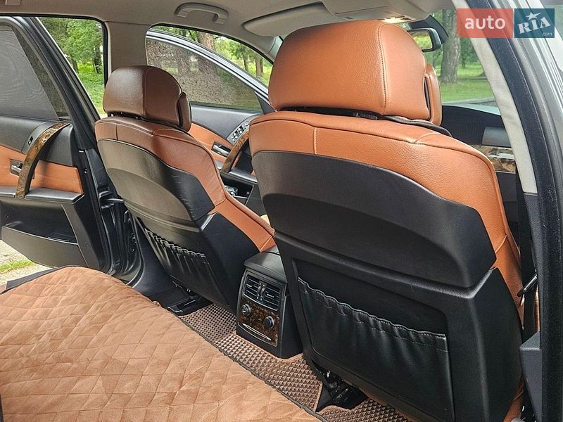 Седан BMW 5 Series 2005 в Болехове