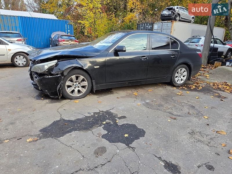 BMW 5 Series 2004