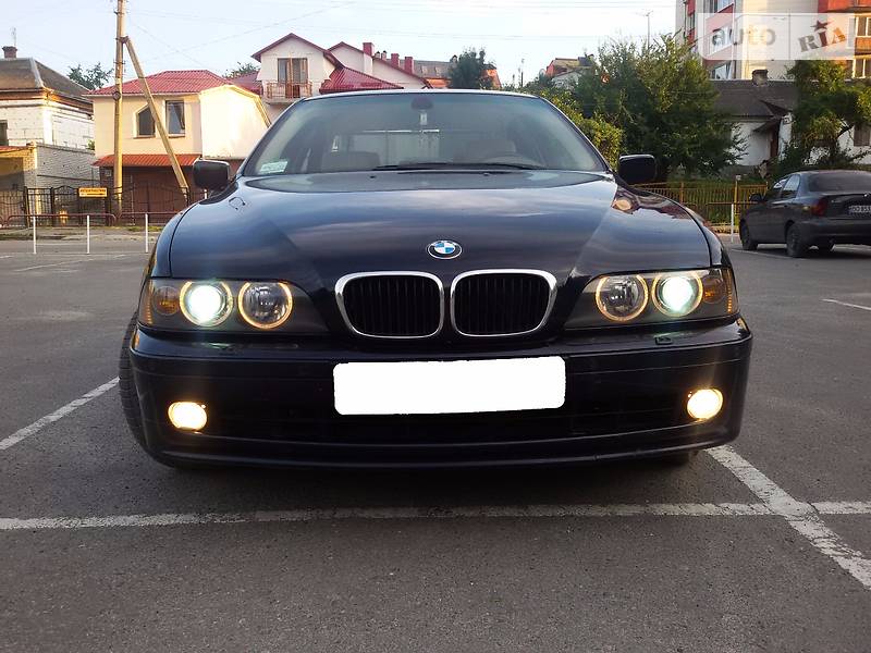 BMW 5 2001 года