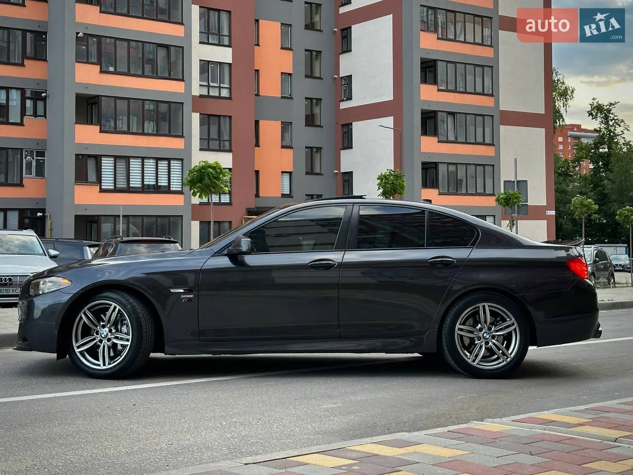 2011 BMW 5er - фото 1