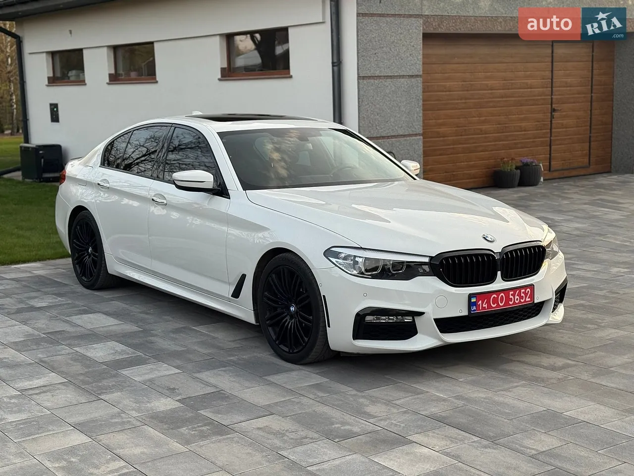 2017 BMW 5er - фото 1
