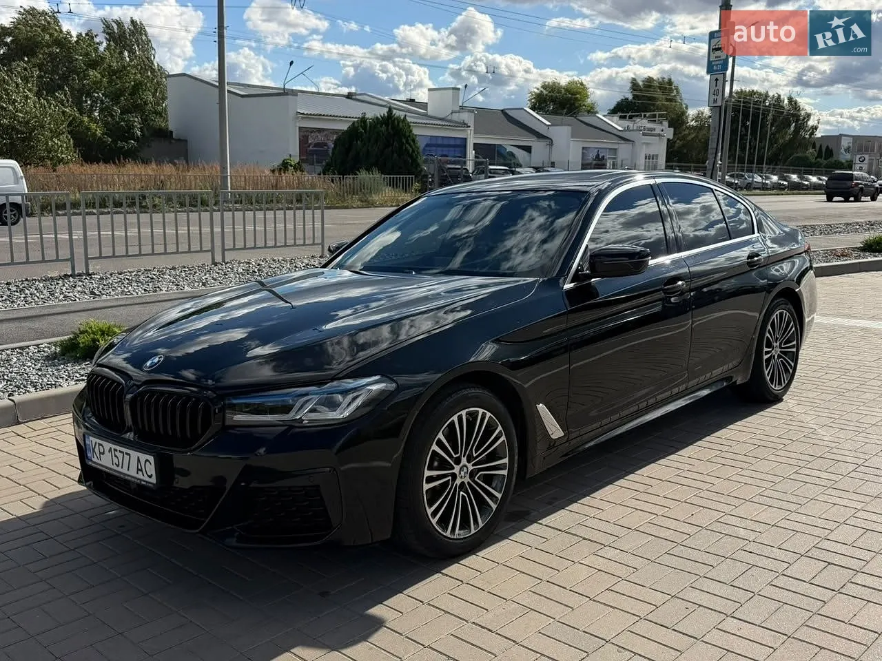 2020 BMW 5er - фото 1