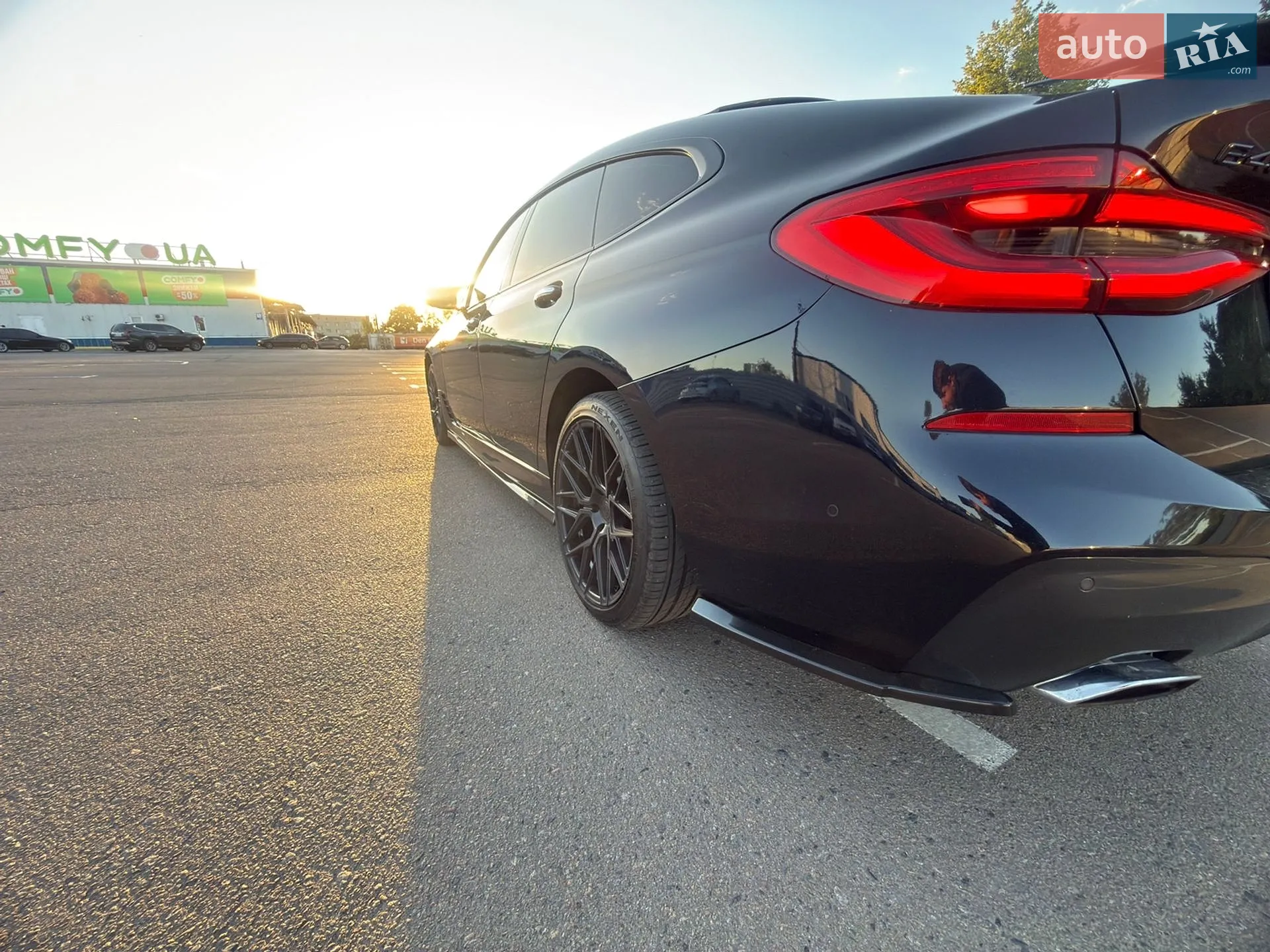 BMW 6 Series GT 2017 VIN WBAJV6C53JBJ99452 фото оголошення 5 з 36