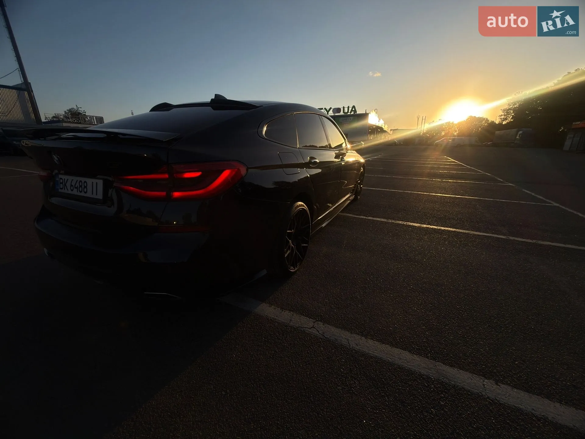 BMW 6 Series GT 2017 VIN WBAJV6C53JBJ99452 фото оголошення 6 з 36