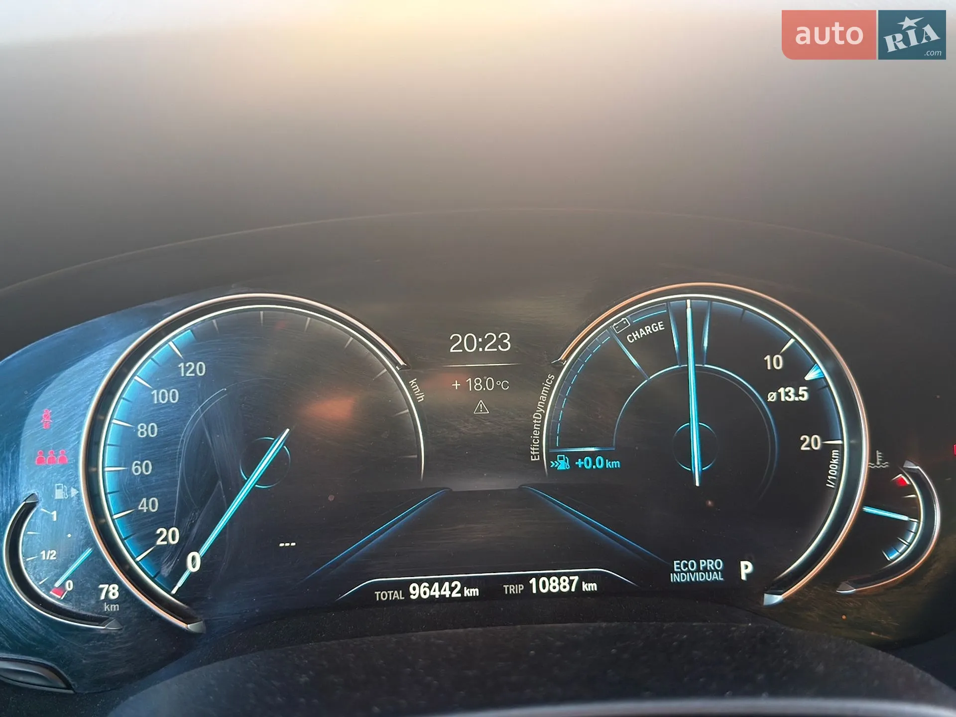 BMW 6 Series GT 2017 VIN WBAJV6C53JBJ99452 фото оголошення 14 з 36