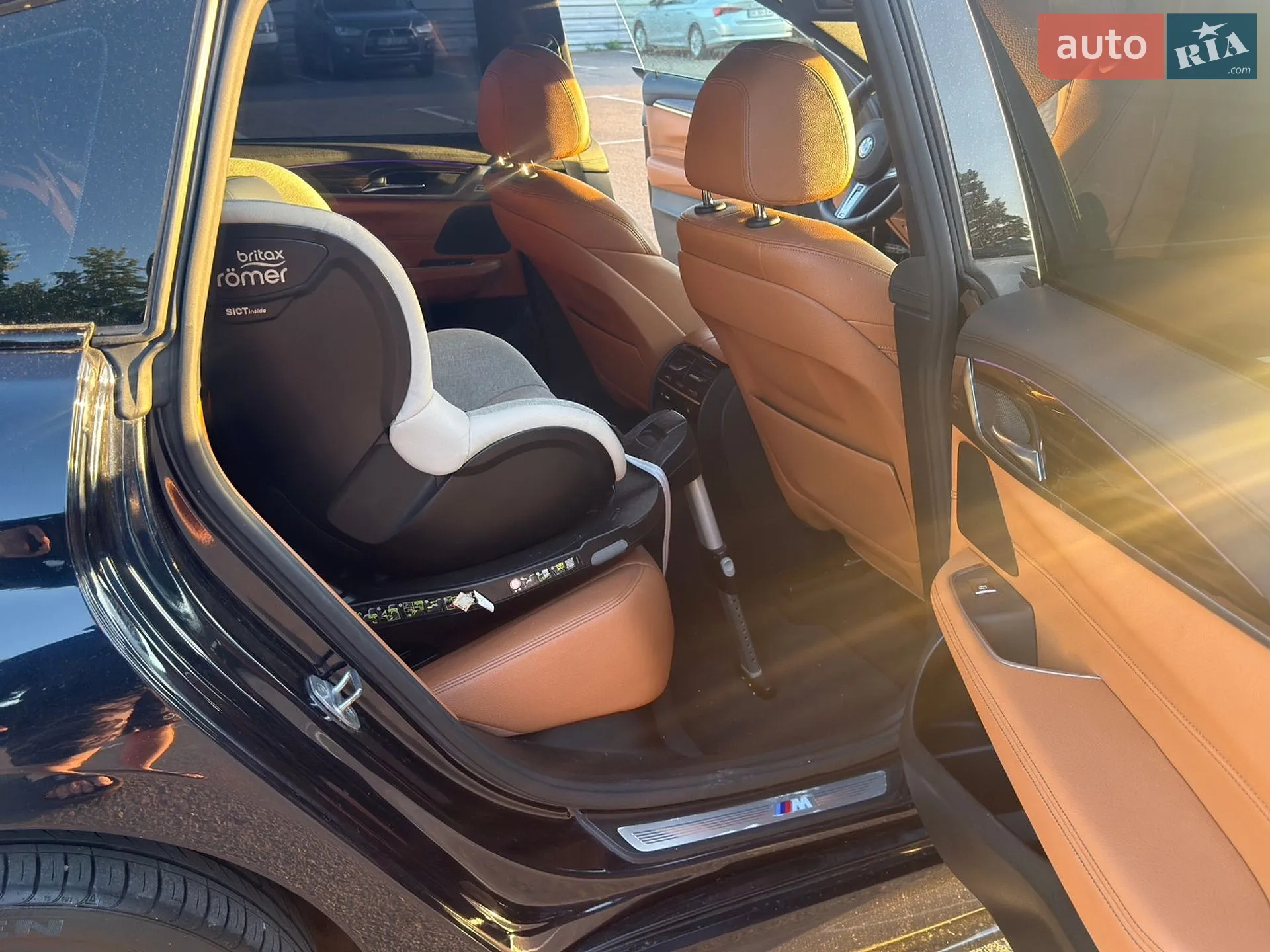 BMW 6 Series GT 2017 VIN WBAJV6C53JBJ99452 фото оголошення 20 з 36