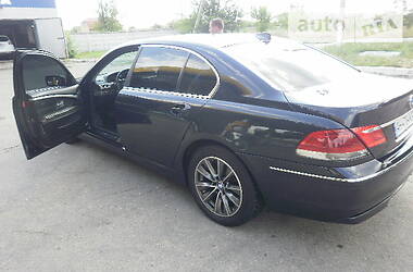 BMW 7 Series  2005