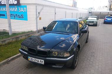 BMW 7 Series  1998