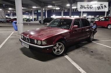 BMW 7 Series  1990