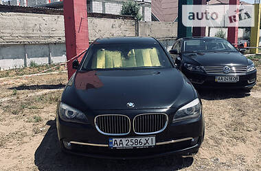 BMW 7 Series  2011