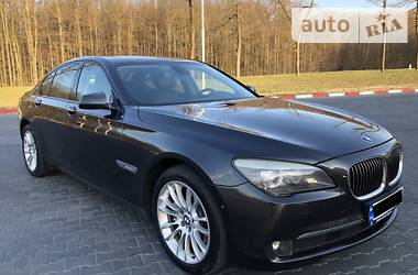 BMW 7 Series 730D F01 EUROPA 2011