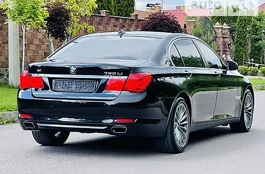 BMW 7 Series  2011