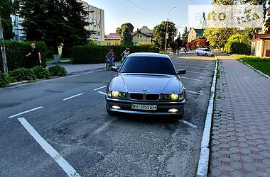 BMW 7 Series  1998