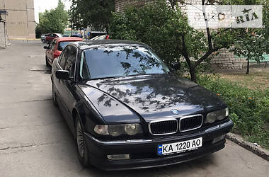 BMW 7 Series  1998