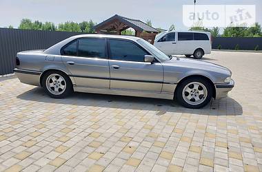 BMW 7 Series M62B44 1998