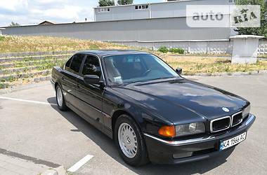 BMW 7 Series  1998