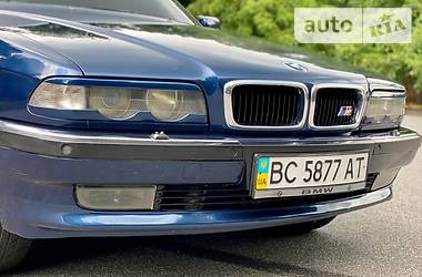 BMW 7 Series  1998