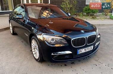 BMW 7 Series  2010