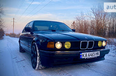 BMW 7 Series  1992