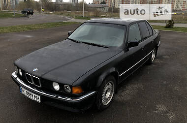 BMW 7 Series  1992