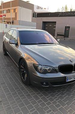 BMW 7 Series  2005