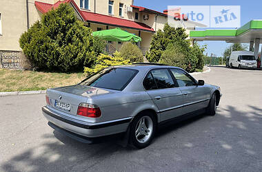 BMW 7 Series  1995