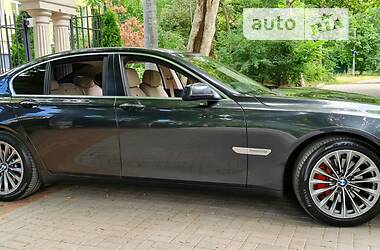 BMW 7 Series  2012