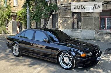 BMW 7 Series  2000