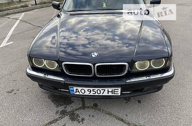 BMW 7 Series  1998